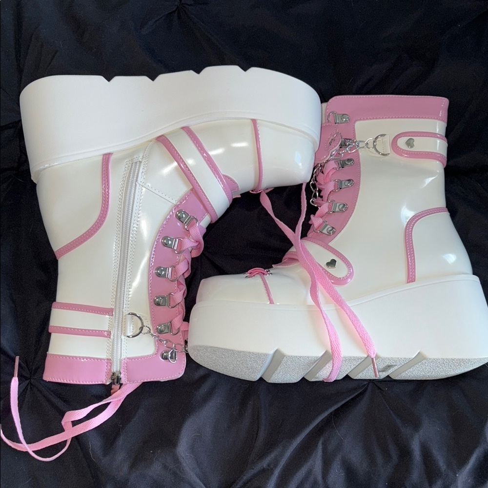 Gothic Punk Stylish Pink and White Women's Platform Boots